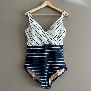Kona Sol Women's One Piece Swimsuit Swimwear Striped Full Coverage Sz L (12-14)